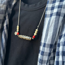 Vintage Tibetan 12-Eyes Dzi Bead Amulet Necklace