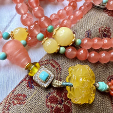 NanHong Icy-Float Agate Mala Necklace