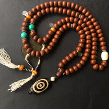 Bodhi Seeds Tibetan Mala with Ancient Dzi Pendant