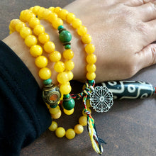 Genuine Amber Tibetan Mala with 9-eye Old Dzi Bead Necklace