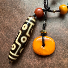 Vintage Nine-Eyes Dzi Bead Amulet Necklace