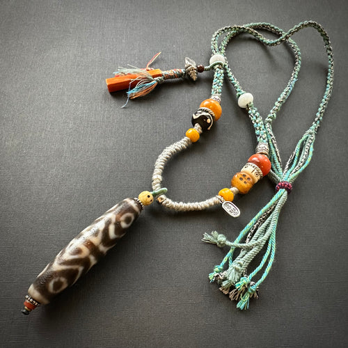 Very Rare Vintage Vajra 8-Eyes Tibetan Dzi bead with Handmade Cord Necklace