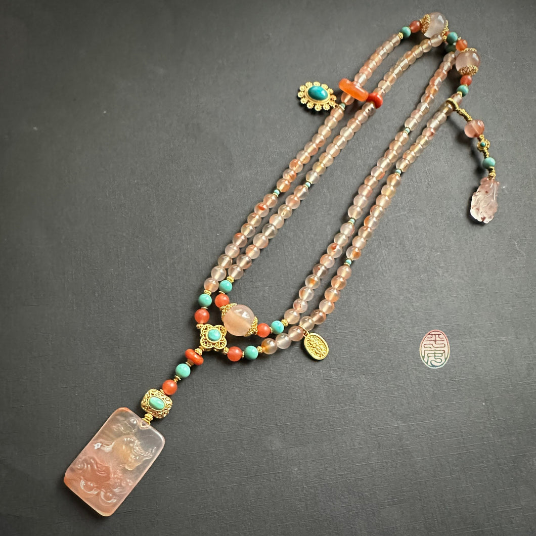 Natural NanHong Icy-Float Agate Ox Pendant Mala Necklace