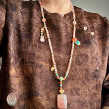 Natural NanHong Icy-Float Agate Ox Pendant Mala Necklace