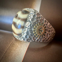 Genuine Tibetan Fortune Wave dZi  Silver Amulet Ring