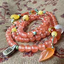NanHong Icy-Float Agate Mala Necklace