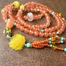 NanHong Icy-Float Agate Mala Necklace